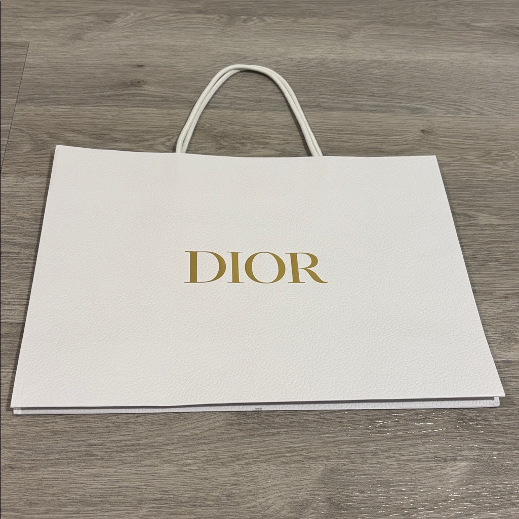 Dior Gift Bag Medium Fits Shoe Box New Dior Gift Bag Medium Fits Shoe Box New